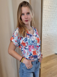 bloesje met vrolijke bloemenprint