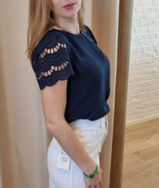 blouse met kanten mouwtjes donkerblauw JDYHANNAH