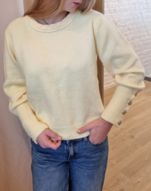 zachte trui met gouden bloemenknopjes lichtgeel