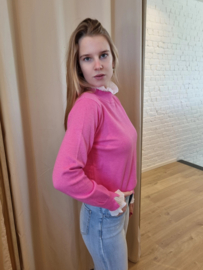 trui met detail aan de hals en polsen fuchsia
