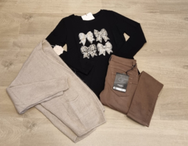 longsleeve strikjes beige