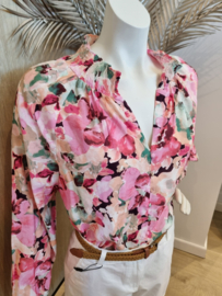 blouse met munt en fuchsia bloemenprint