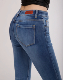 Toxik mediumhoge taille lichtblauwe jogjeans L21147-2