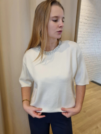 trui met strass aan de hals ecru