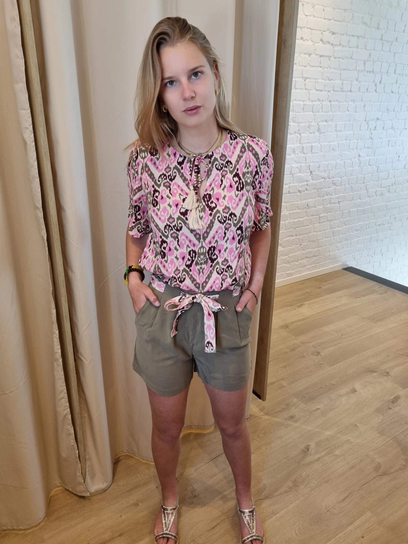 JDYTOMIKA BELT SHORTS WVN PNT kaki