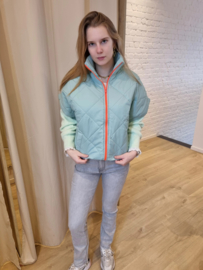 mouwloos donsjasje munt