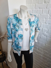 bomber met goud licht turquoise