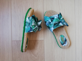 slippers tropical green