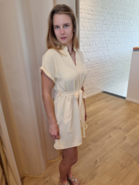 jurk met bindlintje lichtgeel KILKY