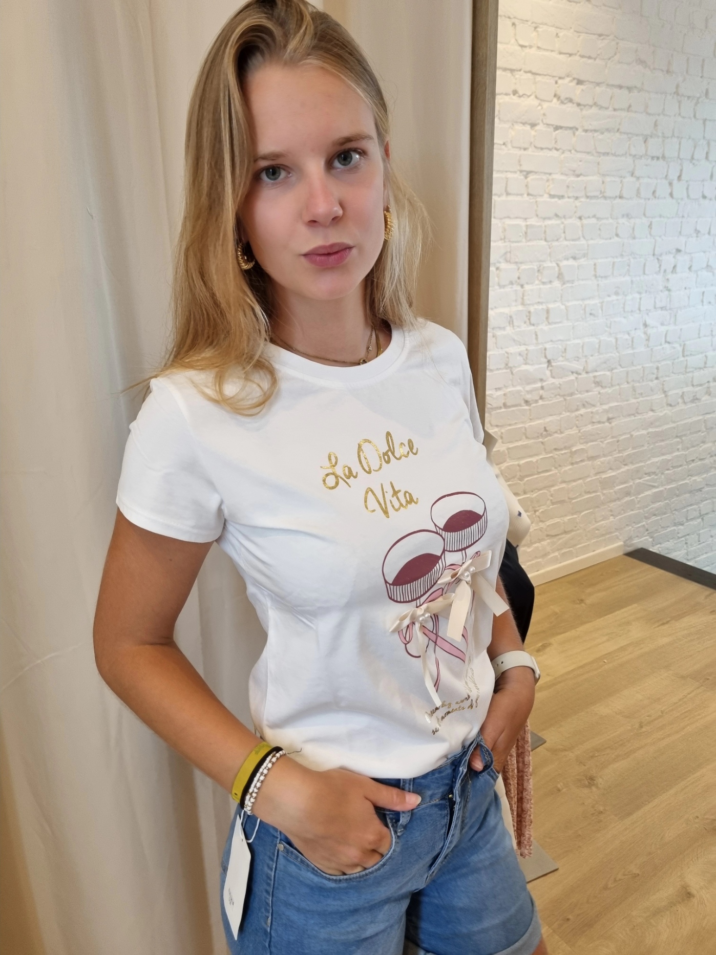 T-shirt dolce vita strikjes roze