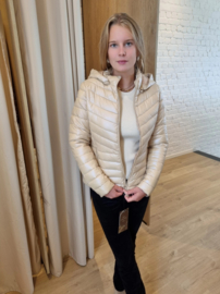 donsjas in gouden kleur