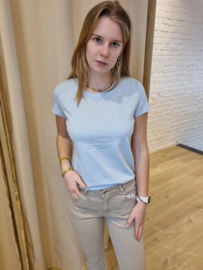 T-shirt met pareltjes lichtblauw