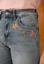 shortje met broderie bloem en palm Onado