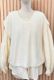 ruimer truitje zonder mouwen ecru