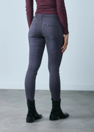 Toxik middelhoge taille jog jeans steenkoolgrijs L750-37