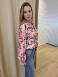 blouse met munt en fuchsia bloemenprint