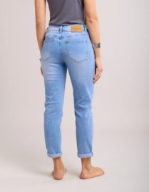 Toxik mom jeans bleached blue met hartjesketting H2781