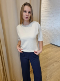 trui met strass aan de hals ecru