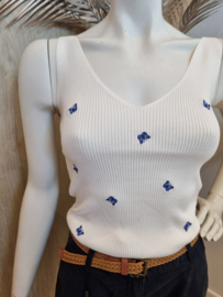 JDYNANNA S/L EMBROIDERY TOP KNT vlinders