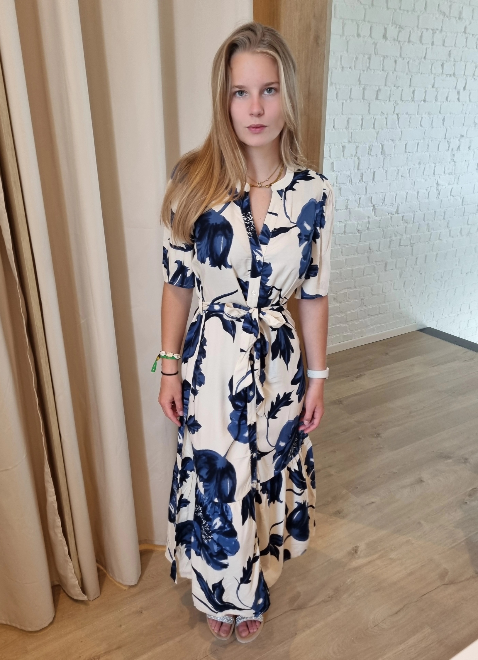maxi-jurk met blauwe blaadjesprint JDYFLORA