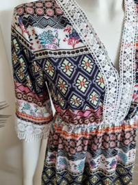 jurk bohemian print met kant