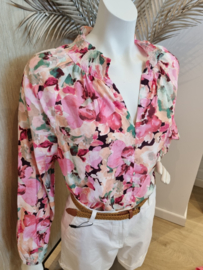 blouse met munt en fuchsia bloemenprint