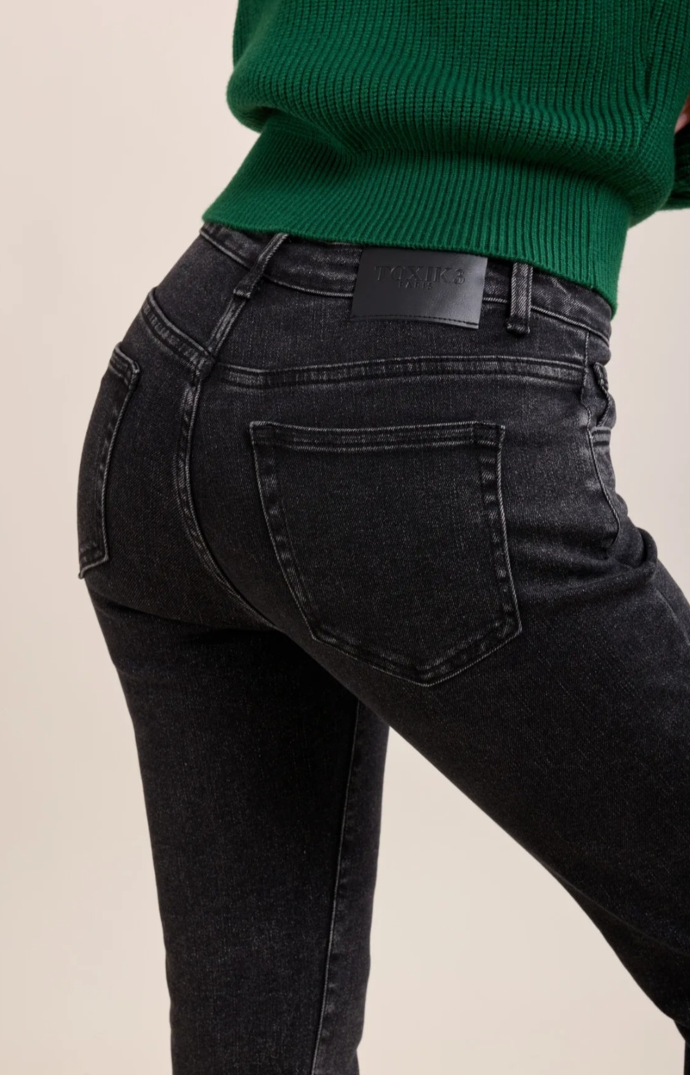 Toxik mom jeans black L20029-3