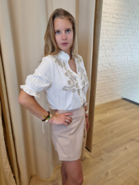 blouse ecru met gouden motief