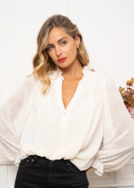 blouse zigzagmotief ecru
