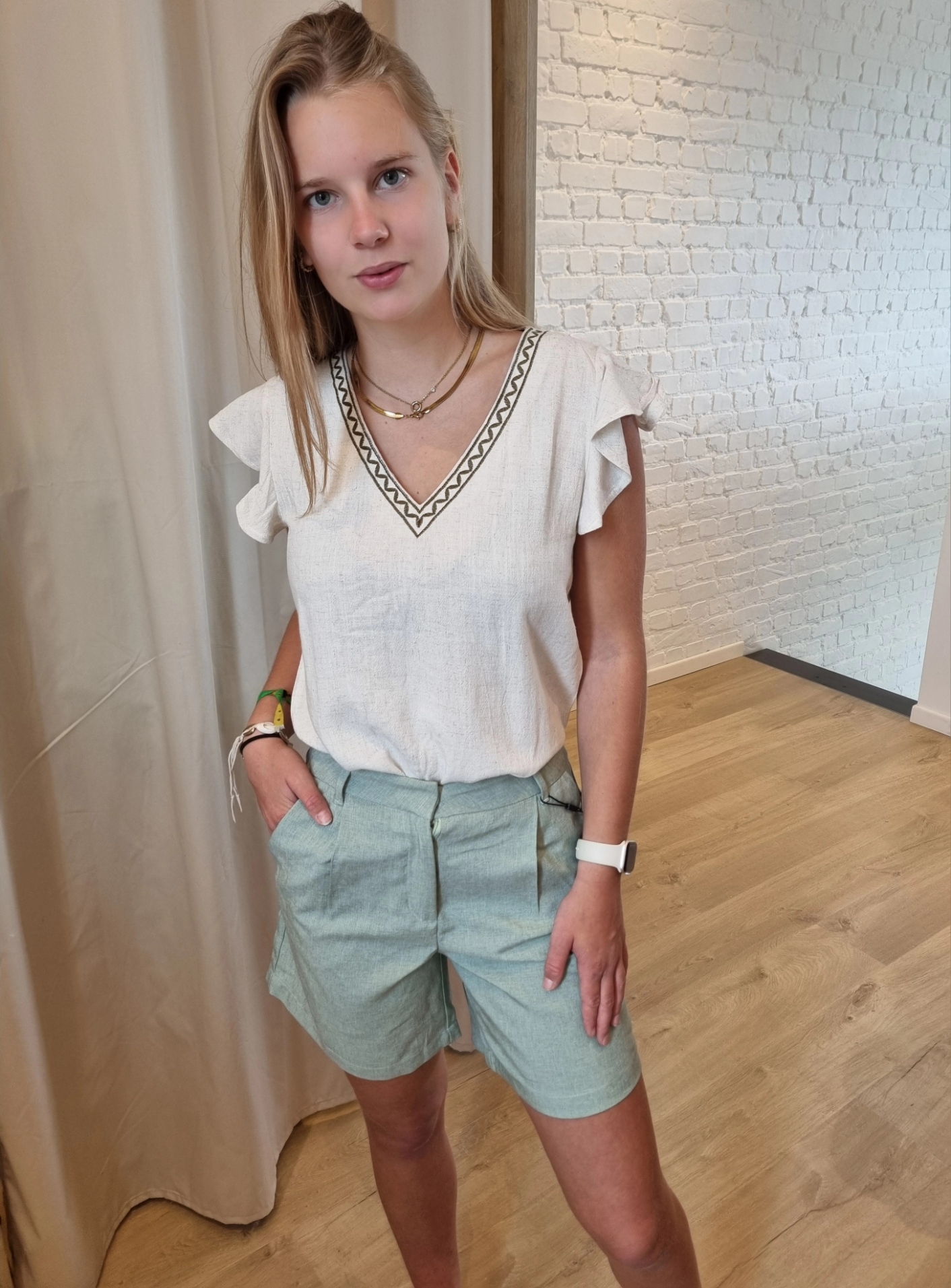 JDYAIDA HW SHORTS WVN TLR licht mintgroen