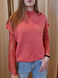 trui met kanten mouwen terra cotta