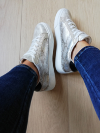 sneaker slangenprint goud 2756
