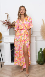 maxi-overslagjurk met geel en roze motief