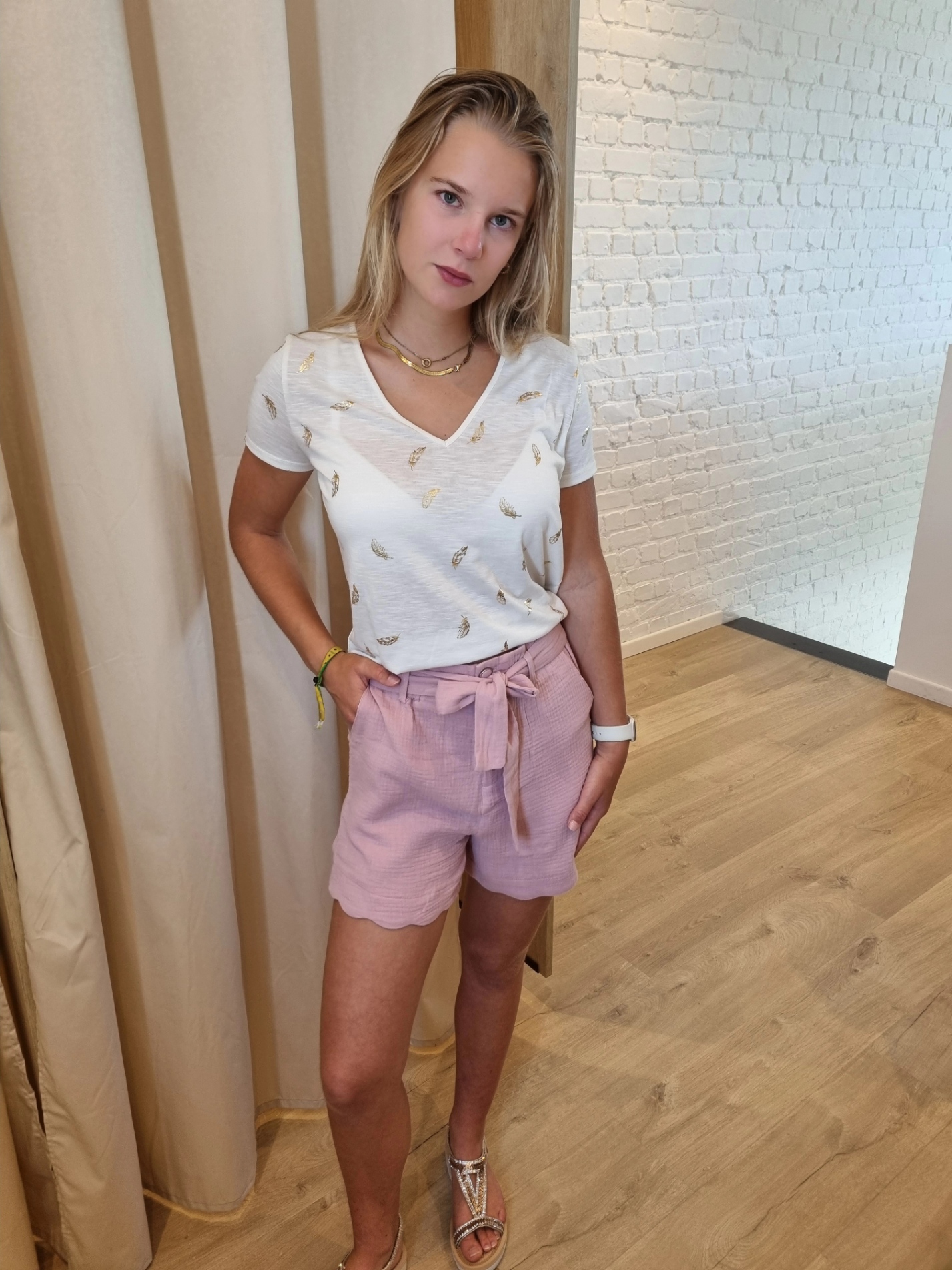 JDYDORA DODO S/S FOIL V-NECK TOP JRS ecru