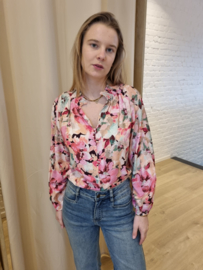blouse met munt en fuchsia bloemenprint