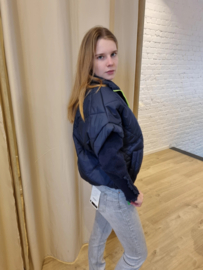 trui met frulletje donkerblauw