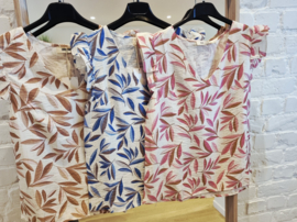 bloesje met lurex en zachte blauwe blaadjesprint