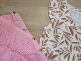 bloesje met lurex en zachte camel blaadjesprint