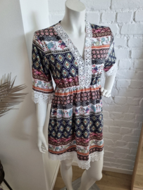 jurk bohemian print met kant