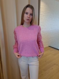 trui met knoopjes en versierde mouwen fuchsia