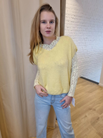 ruimer truitje zonder mouwen lichtgeel