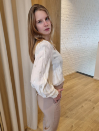 blouse met gouden blaadjes en knoopjes ecru