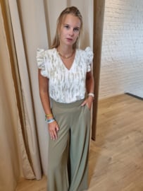 witte katoenen top met kant en kaki accent en volantmouwtjes