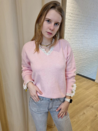 truitje frulletje en V-hals pastel roze