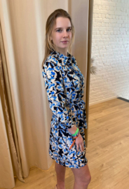 jurk met blauwe accenten JDY