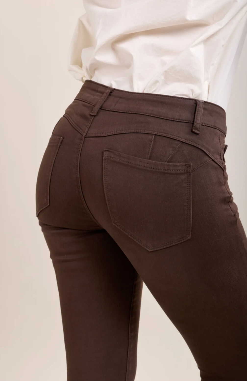 Toxik medium hoge taille super push up chocolate brown L20077-46