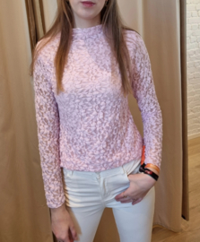 kanten top gevoerd roze