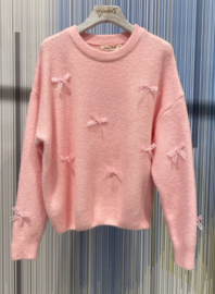 trui met strikjes roze