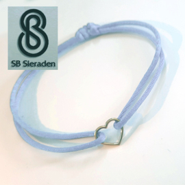 14krt Gouden Hart armband met satijnkoord.