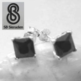 Oorknopjes Vierkante ZWARTE zirconia's (diverse maten)